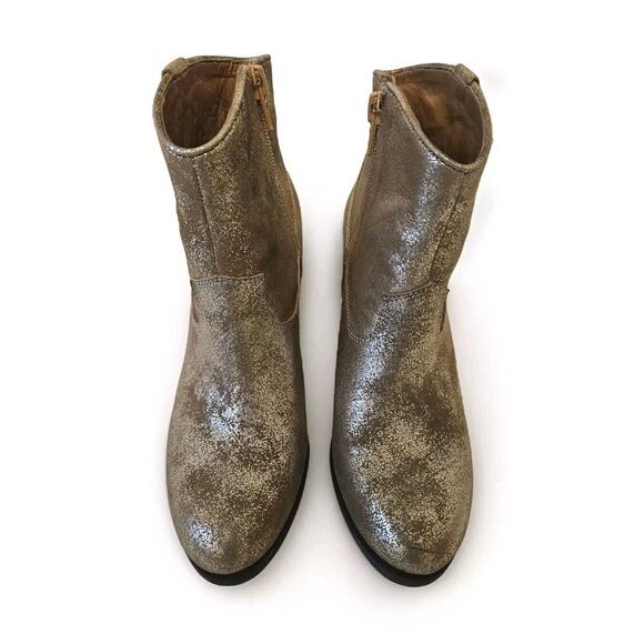 NEW! VINCE CAMUTO Hammerton Golden Rugged Metal Leather Ankle Booties Size 7M - Picture 3 of 10